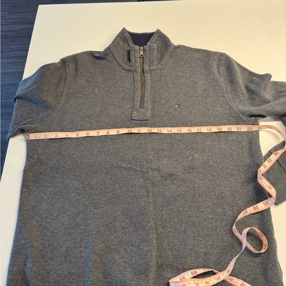 Tommy Hilfiger Gray Pullover sweater zip size large - Picture 8 of 10